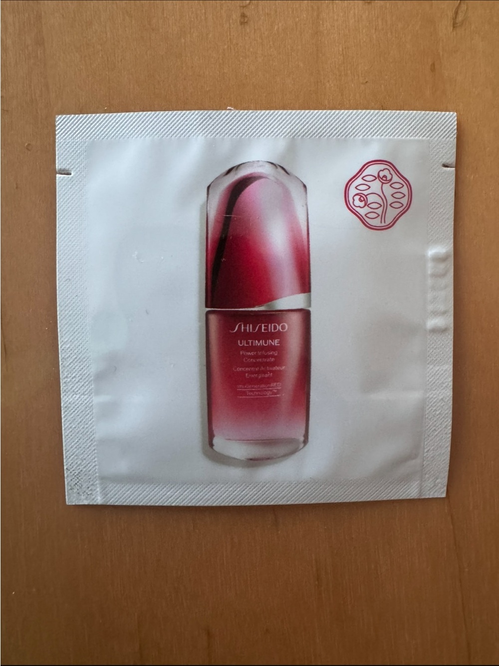 Shiseido Ultimune Concentrate Sample - Red Sachet Facial Moisturizer  (Size 2ml)